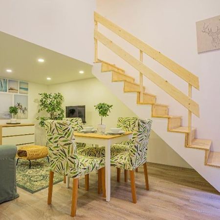 Cosy Flat In Akacfa Str., Aya Apartment บูดาเปสต์ ภายนอก รูปภาพ