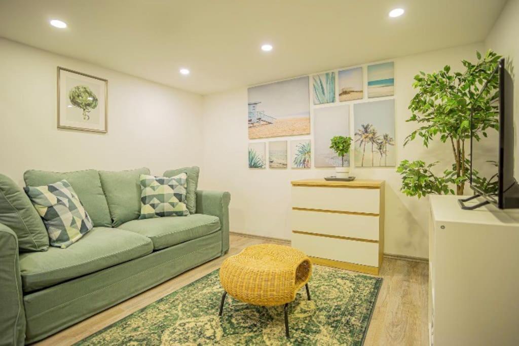 Cosy Flat In Akacfa Str., Aya Apartment บูดาเปสต์ ภายนอก รูปภาพ
